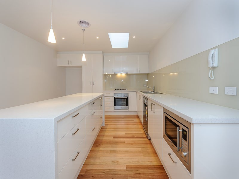 2/42 Birdwood Street, Box Hill South VIC 3128