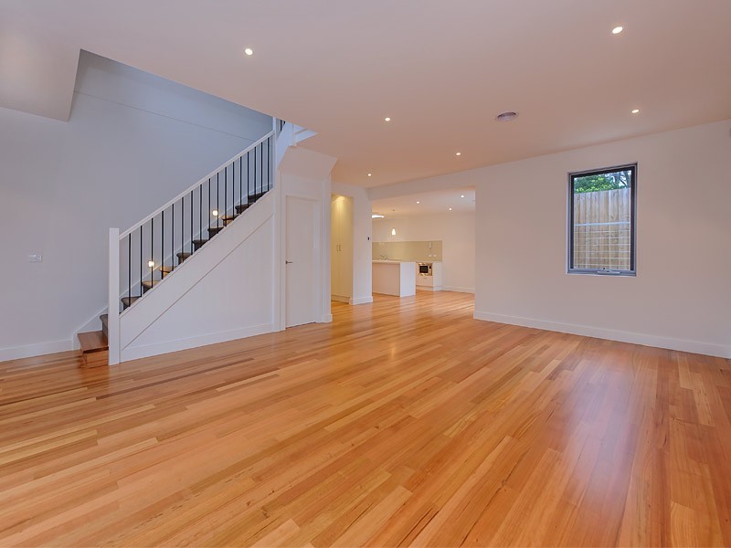 2/42 Birdwood Street, Box Hill South VIC 3128