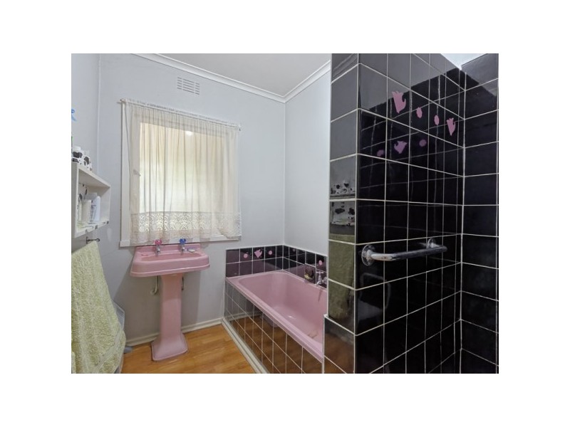 33 Ashley Street, Box Hill North VIC 3129