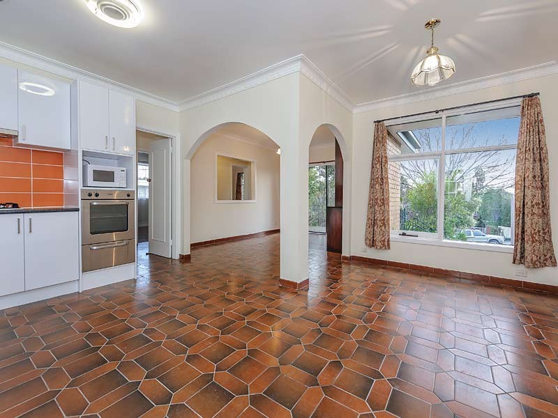 13 Spence st, Burwood VIC 3125