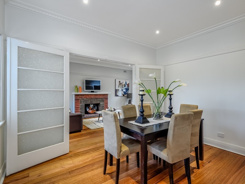 17 Birdwood Street, Box Hill South VIC 3128