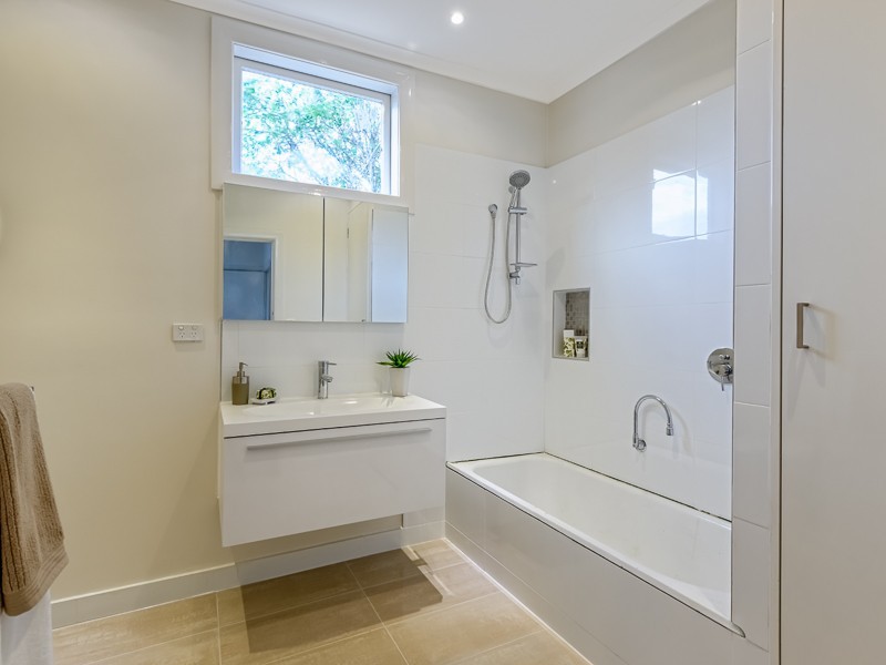 17 Birdwood Street, Box Hill South VIC 3128