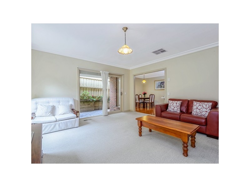 2 Inglis Street, Box Hill North VIC 3129