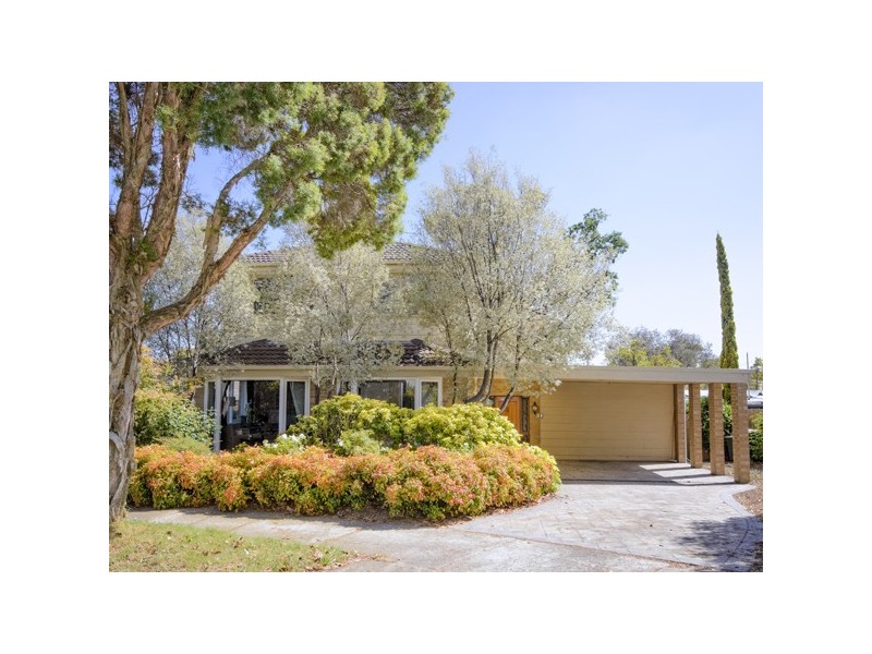 11 Warrina Court, Burwood East VIC 3151