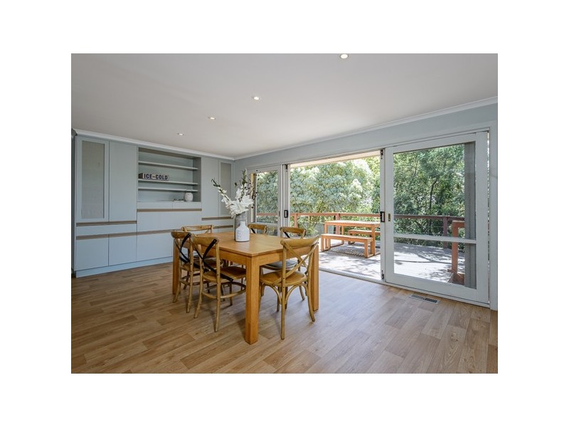 11 Warrina Court, Burwood East VIC 3151