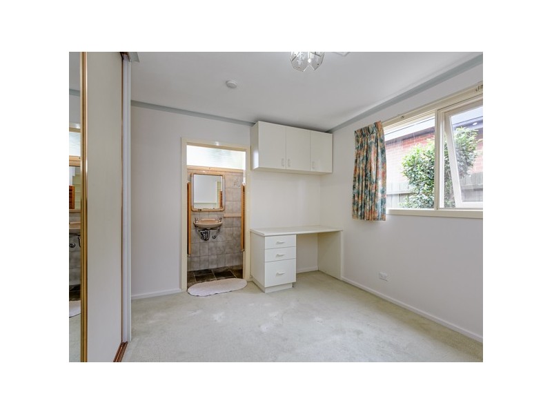 5 Windsor Street, Burwood East VIC 3151