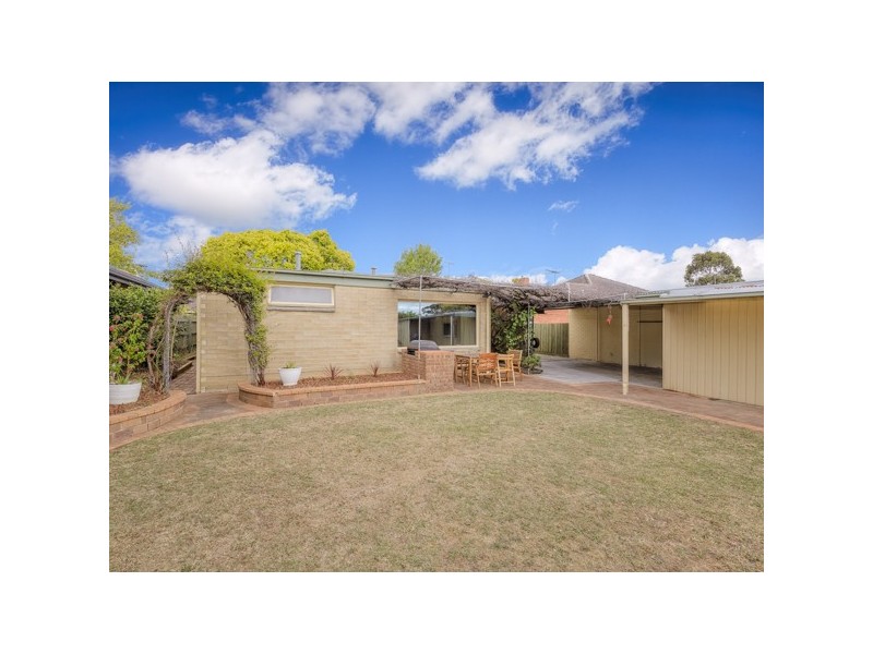 5 Windsor Street, Burwood East VIC 3151