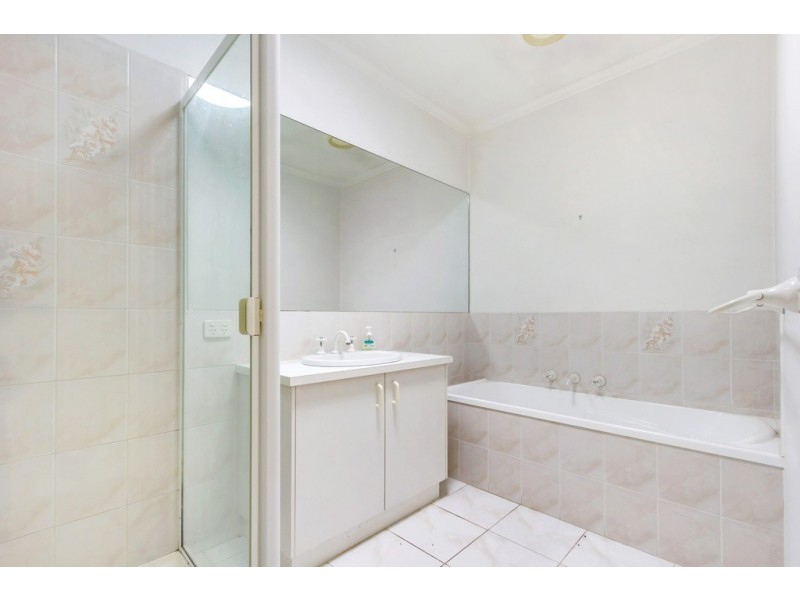 11 College Way, Burwood VIC 3125