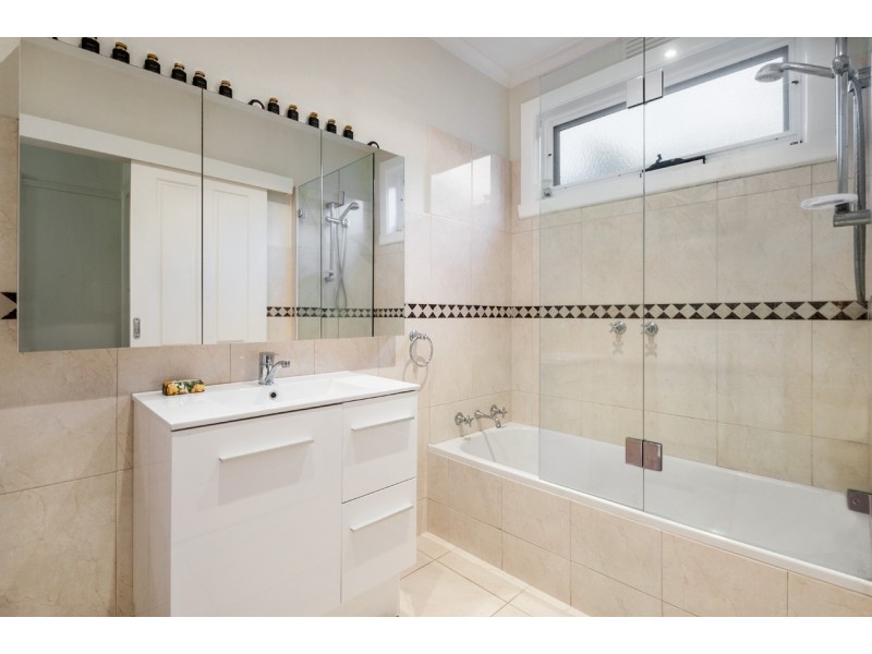 46 Slater Avenue, Blackburn North VIC 3130