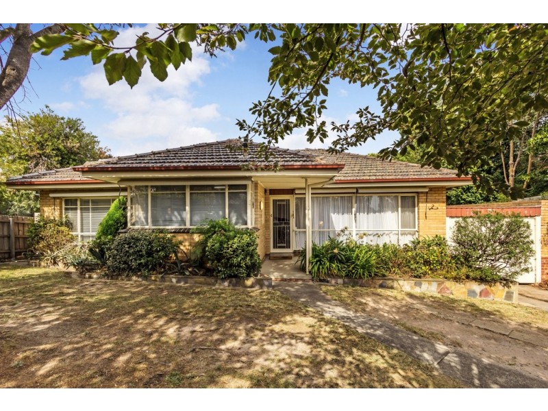 2 Springfield Road, Blackburn VIC 3130