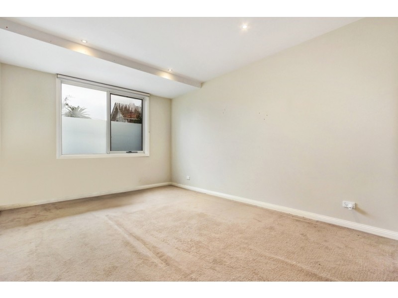 206/662 Whitehorse Road, Mont Albert VIC 3127
