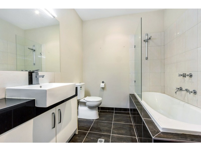 206/662 Whitehorse Road, Mont Albert VIC 3127