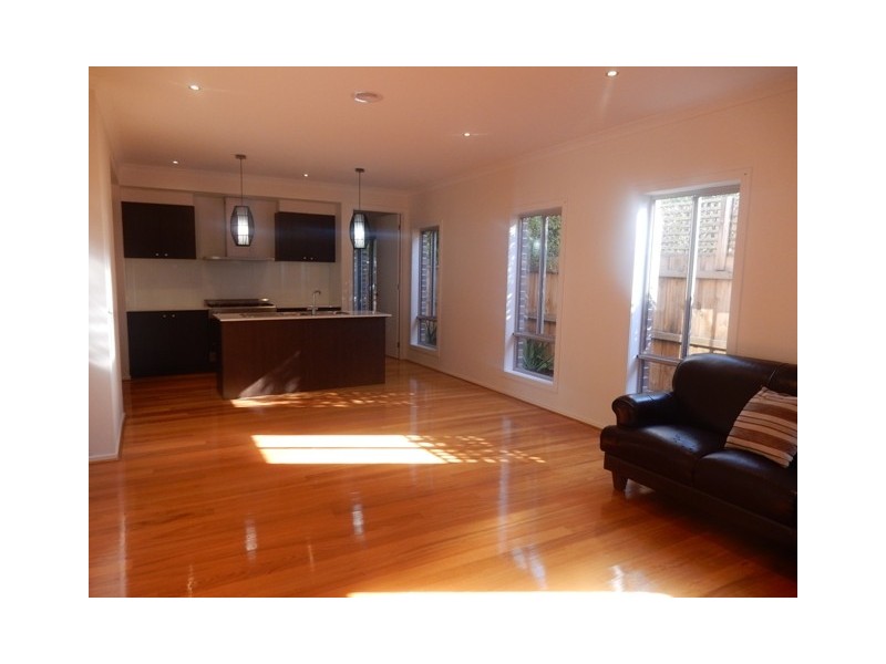 49 Clota Avenue, Box Hill VIC 3128