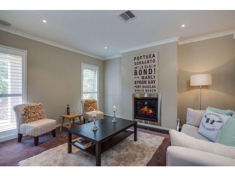 52 Wattle Grove, Portsea VIC 3944