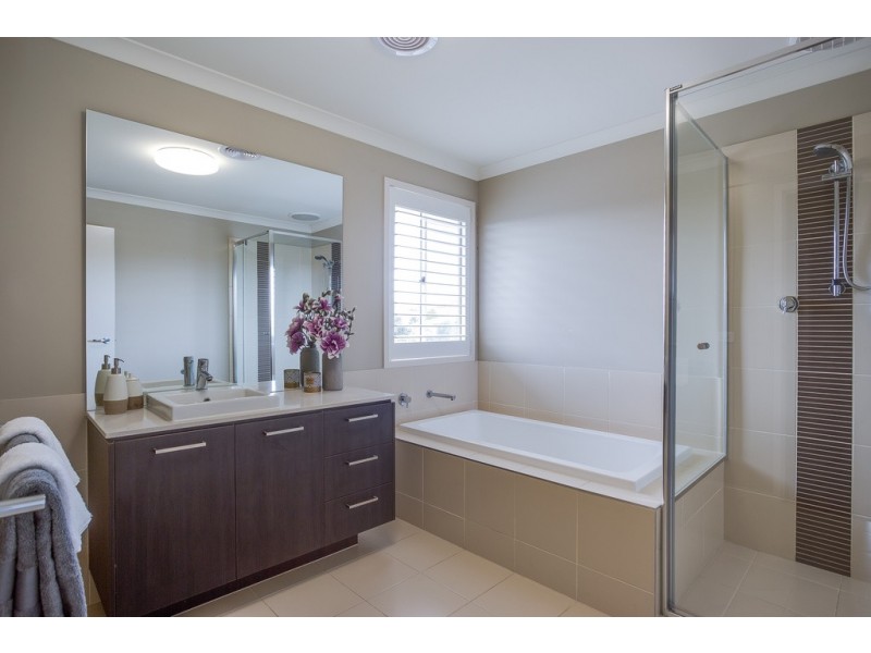 52 Wattle Grove, Portsea VIC 3944