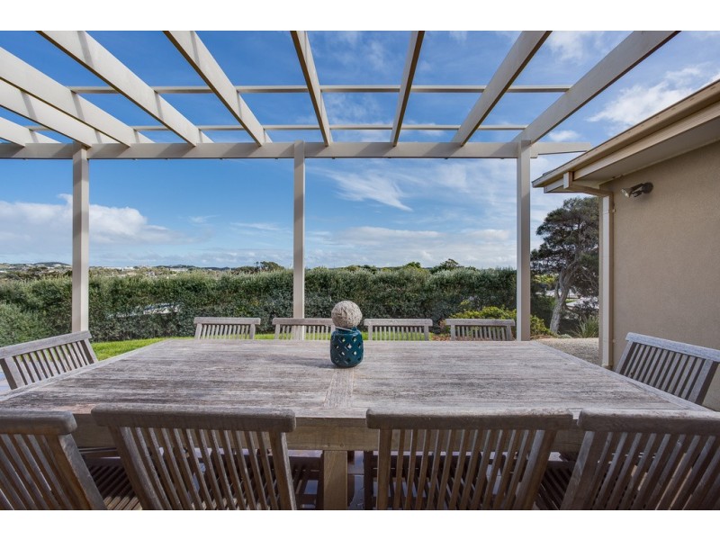 52 Wattle Grove, Portsea VIC 3944