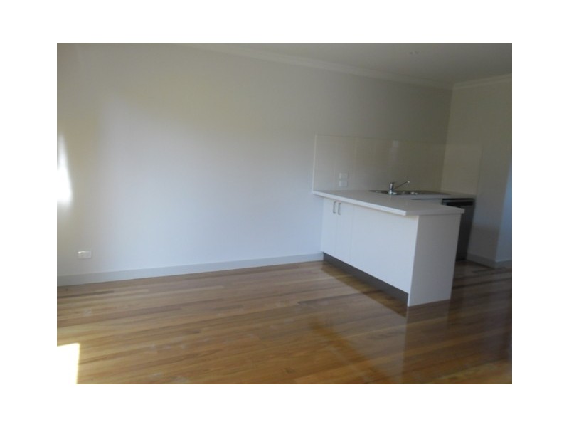 2/4 West Street, Nunawading VIC 3131