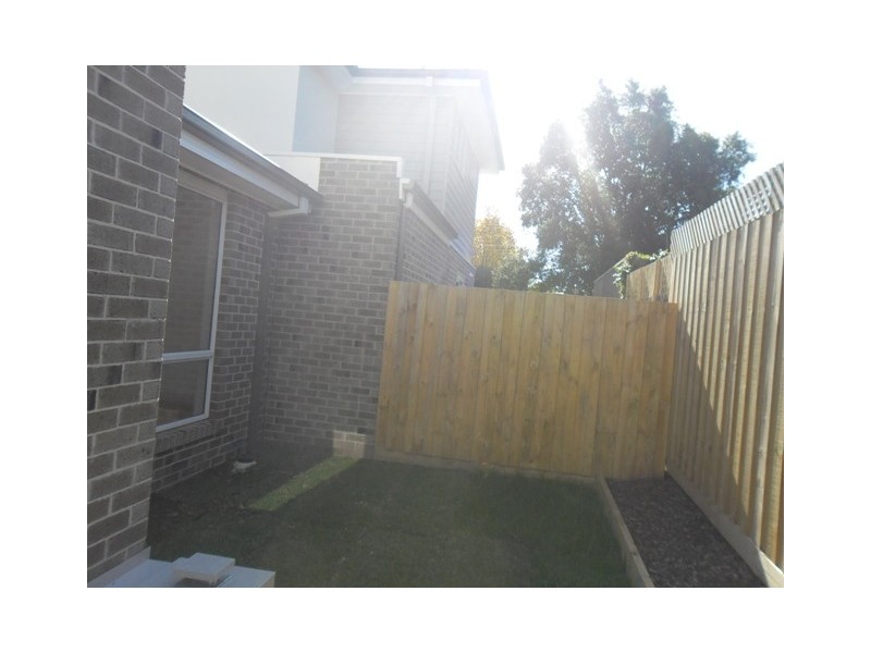 2/4 West Street, Nunawading VIC 3131
