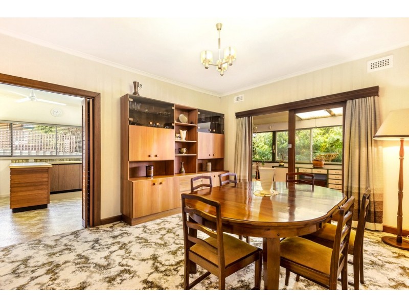 1 Hillside Parade, Box Hill North VIC 3129