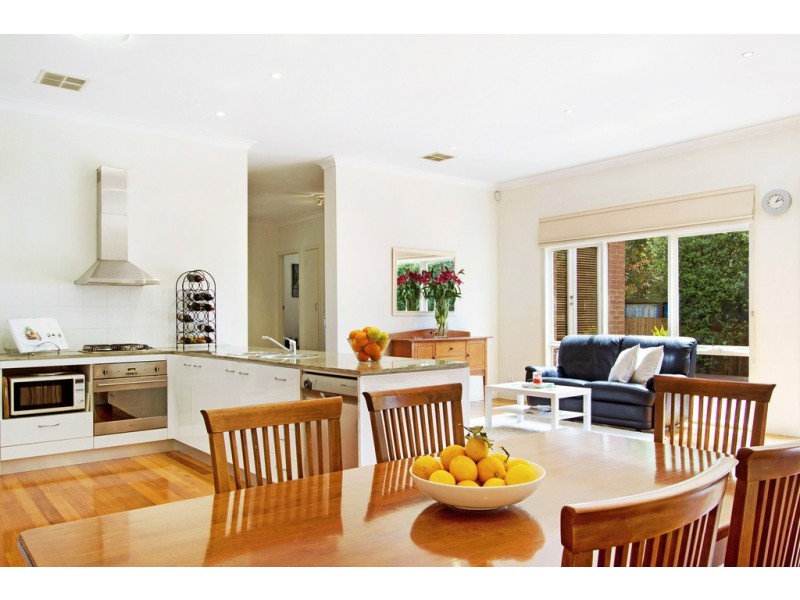 33 Mitta Street, Box Hill North VIC 3129