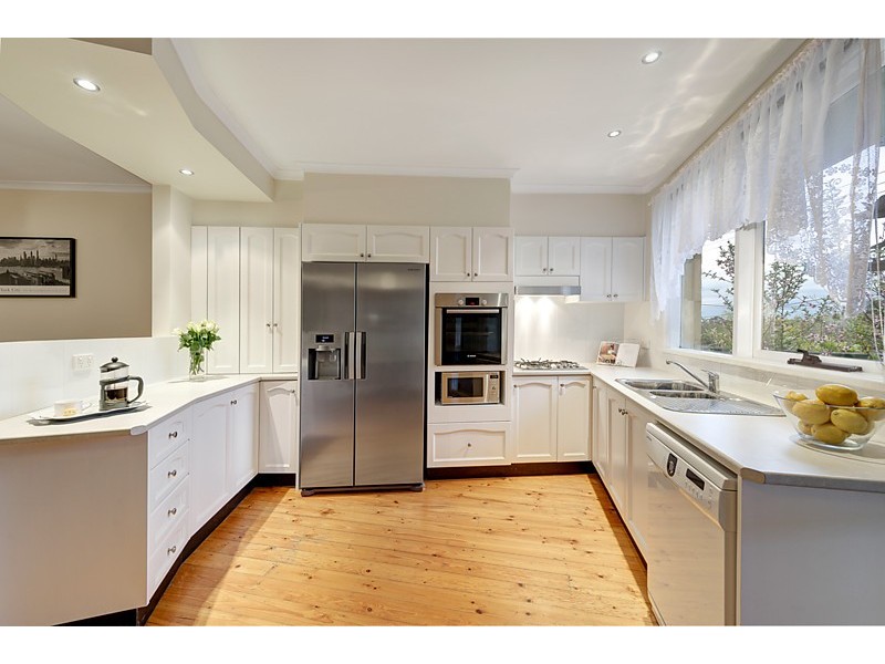 37 Frederick Street, Doncaster VIC 3108