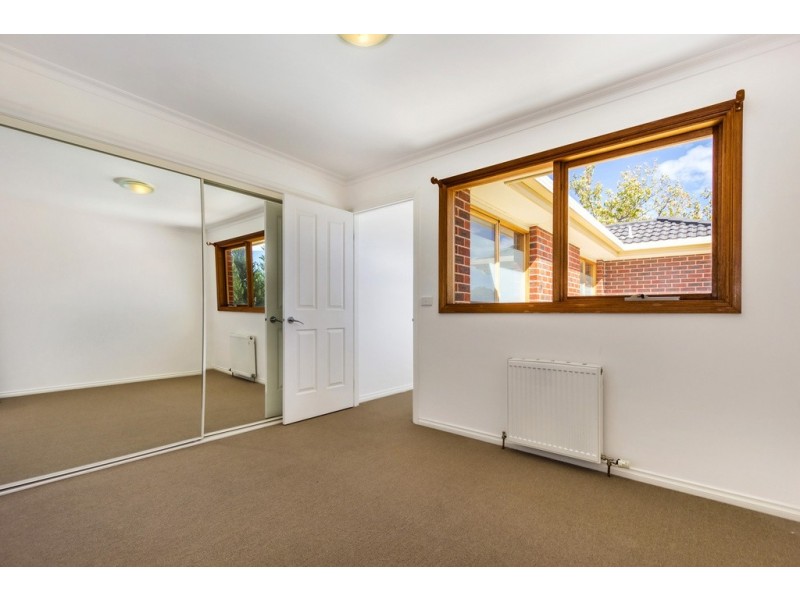 1/26 Montpellier Road, Burwood VIC 3125