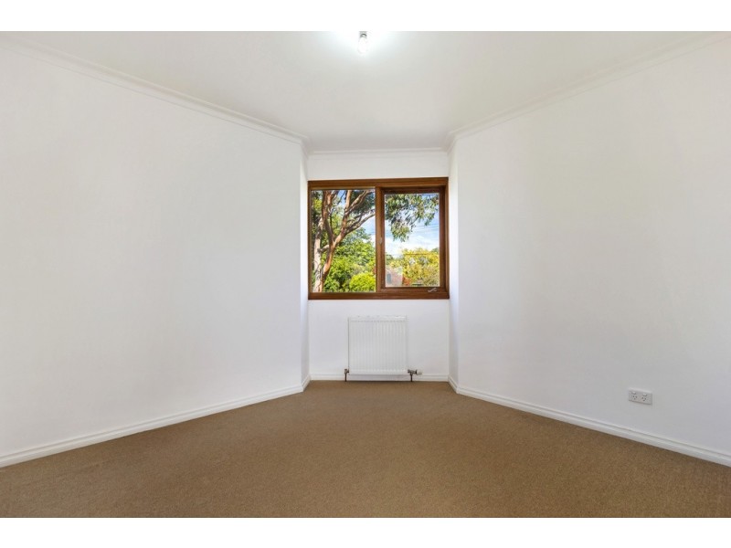 1/26 Montpellier Road, Burwood VIC 3125