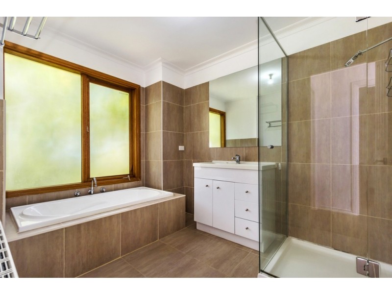1/26 Montpellier Road, Burwood VIC 3125