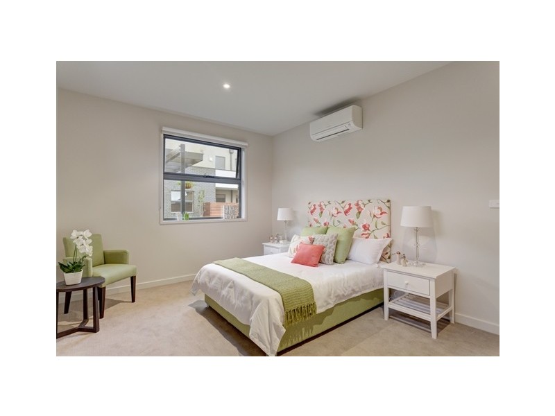 121/ 5-9 Strabane Avenue, Mont Albert North VIC 3129