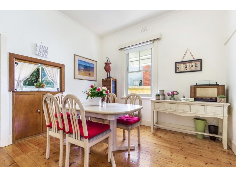 27 Acacia Street, Box Hill VIC 3128