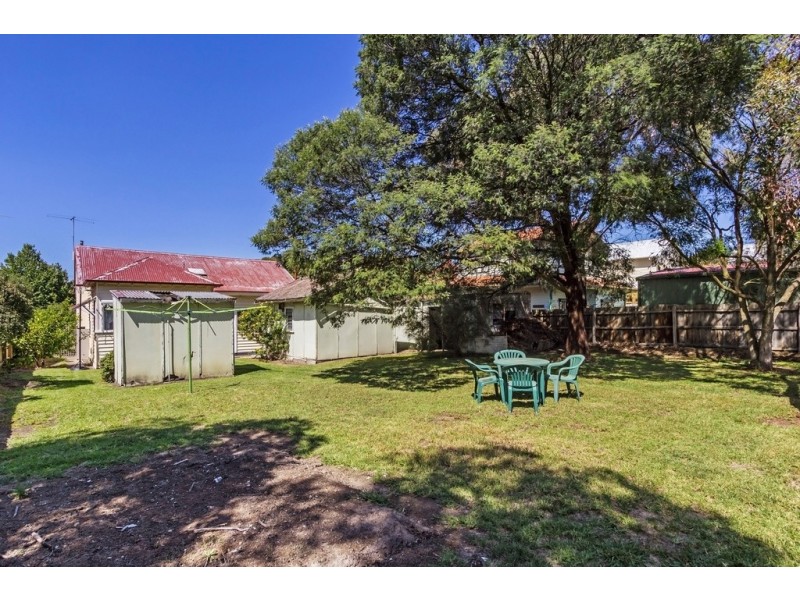 27 Acacia Street, Box Hill VIC 3128