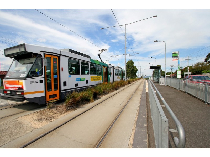 53 Station Street, Burwood VIC 3125