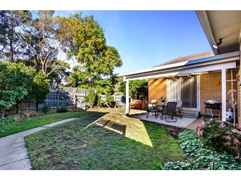 22 Ballantyne Street, Burwood East VIC 3151