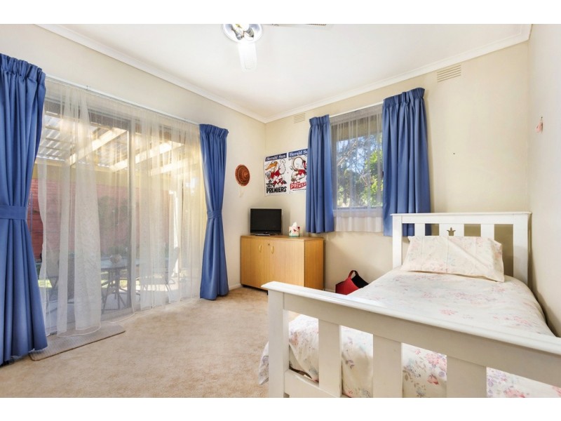 22 Ballantyne Street, Burwood East VIC 3151