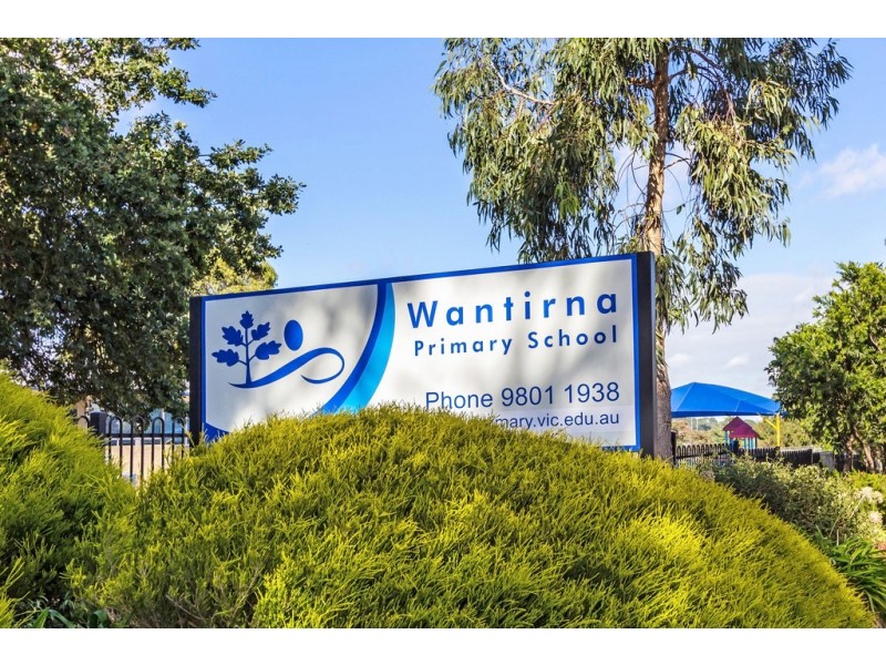 22 Quixley Grove, Wantirna VIC 3152