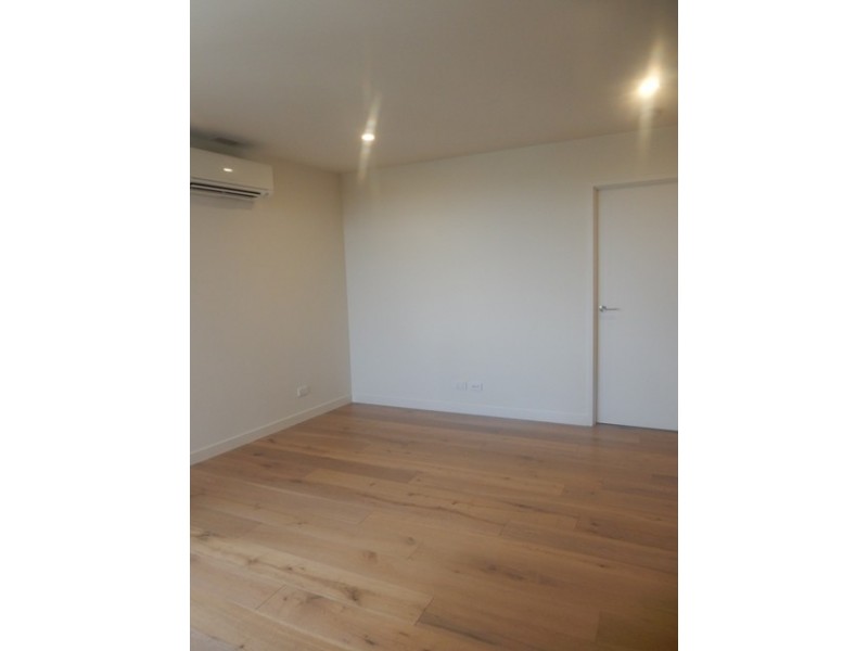 706/2 Archibald Street, Box Hill VIC 3128