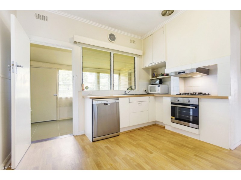 12 Jenner Street, Blackburn South VIC 3130