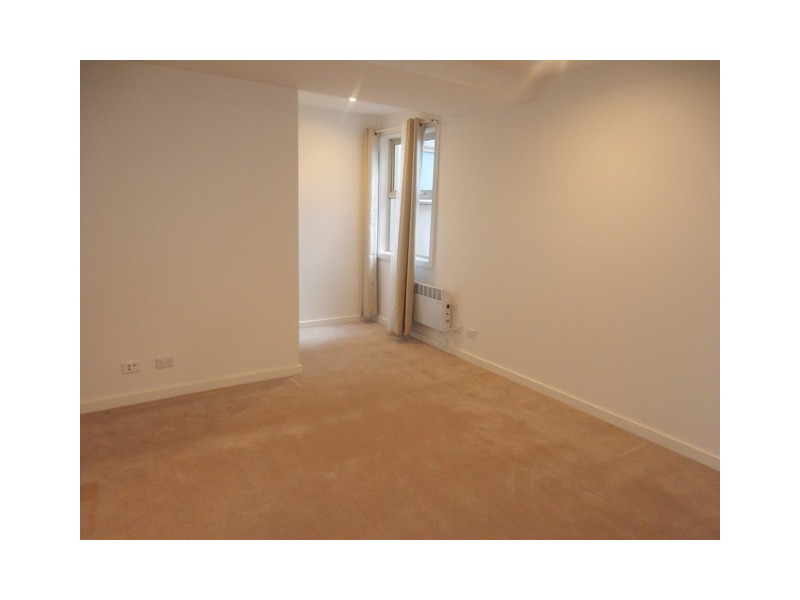 18/98 Carrington Road, Box Hill VIC 3128
