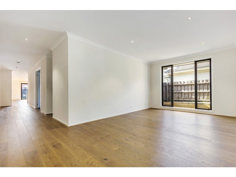 7 Charles Street, Surrey Hills VIC 3127