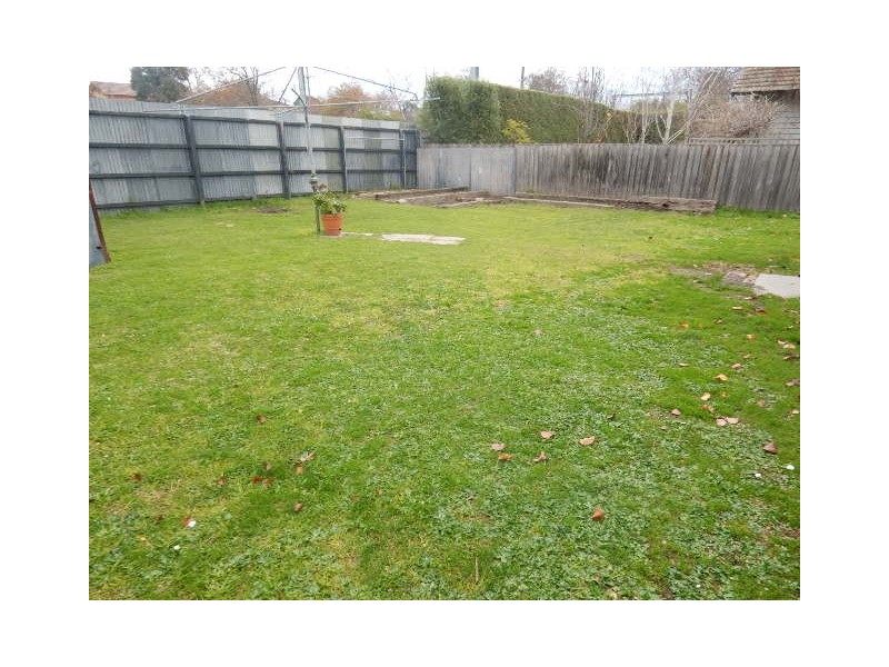 6 Bishop Street, Box Hill VIC 3128