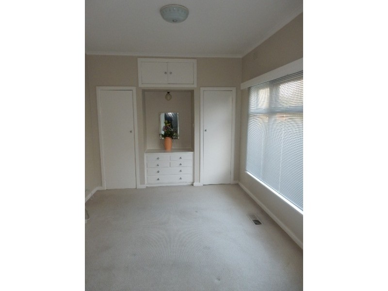 6 Heathfield Rise, Box Hill North VIC 3129