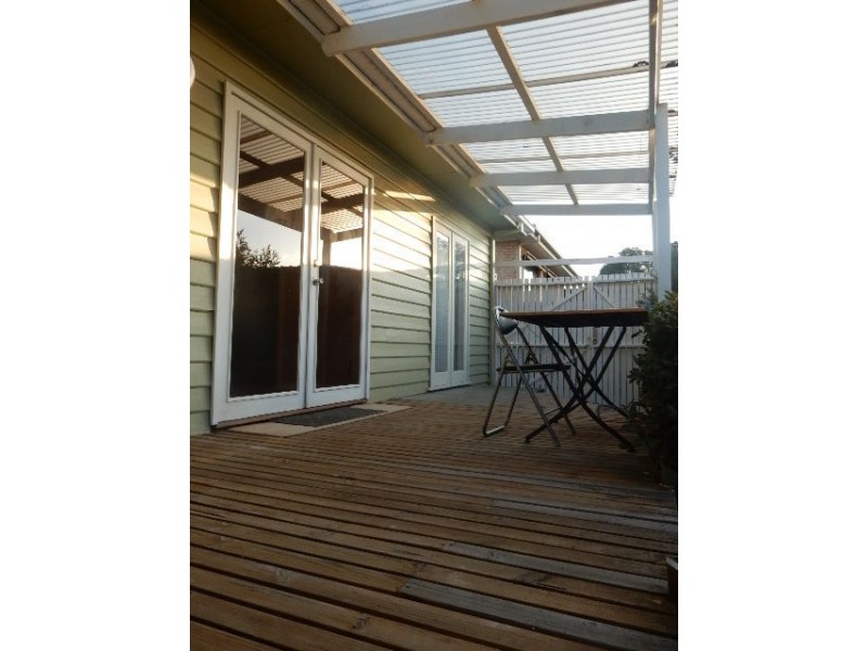 6 Heathfield Rise, Box Hill North VIC 3129