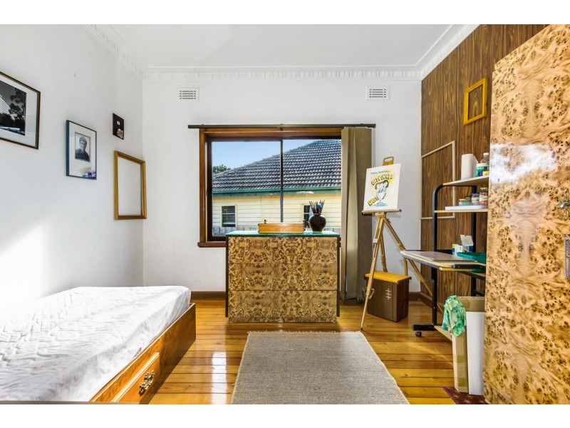 18 Glenice Avenue, Blackburn South VIC 3130