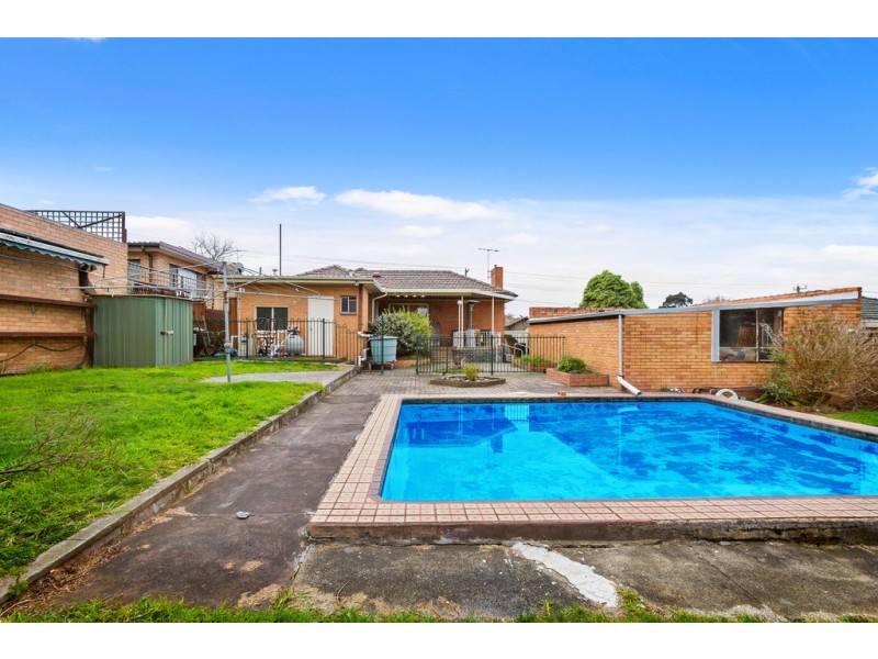 28 Leopold Street, Burwood VIC 3125