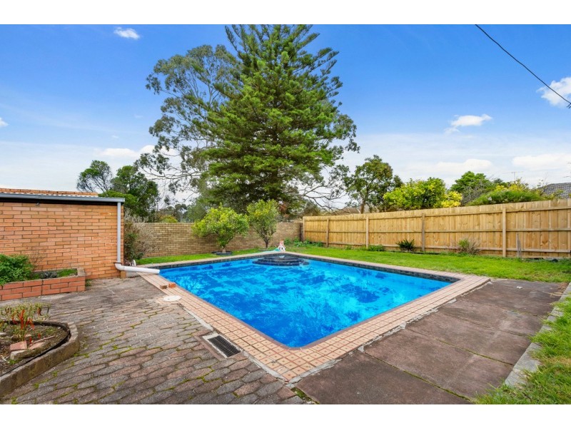 28 Leopold Street, Burwood VIC 3125
