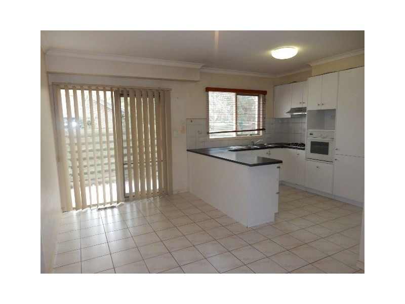2/3 Dunloe Avenue, Mont Albert North VIC 3129