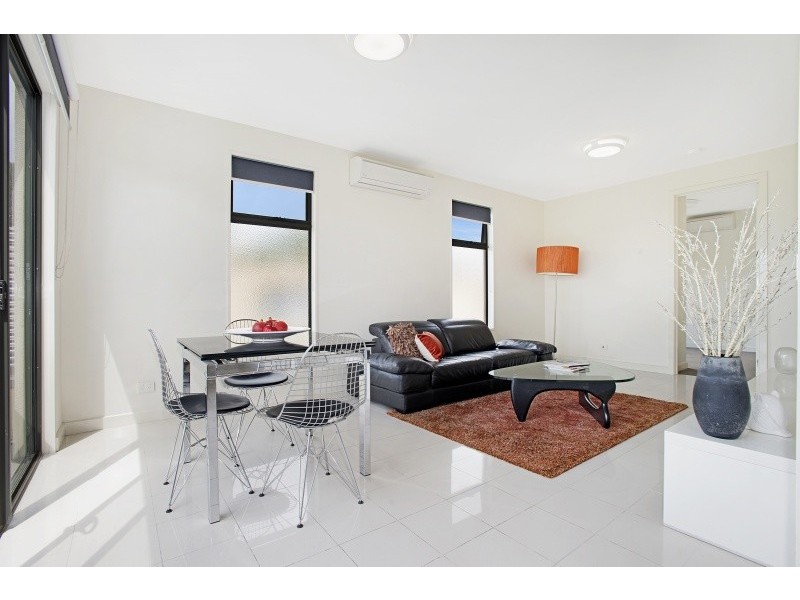 301/1136 Whitehorse Road, Box Hill VIC 3128