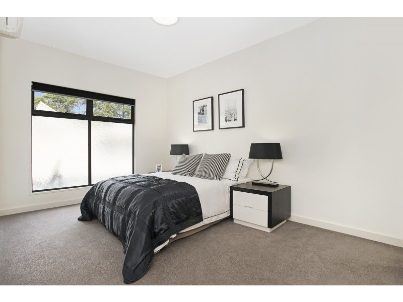 301/1136 Whitehorse Road, Box Hill VIC 3128