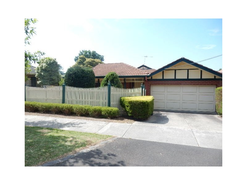 1/120 Carrington Road, Box Hill VIC 3128