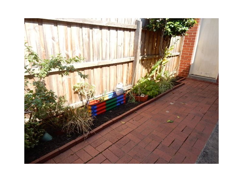 1/120 Carrington Road, Box Hill VIC 3128